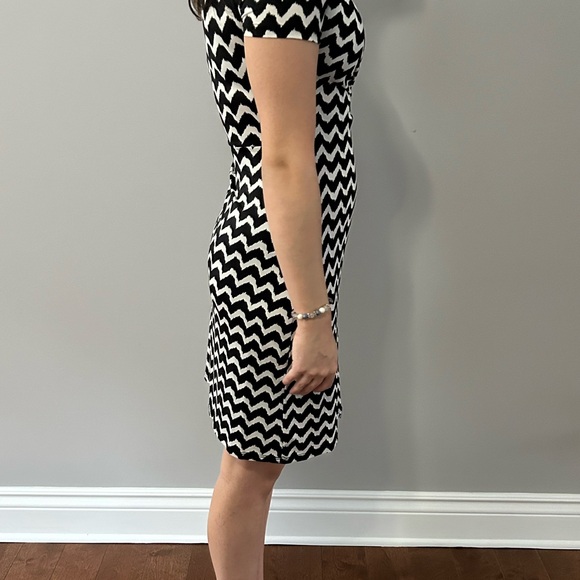 Femme de Carrière faux wrap dress S - Picture 2 of 4